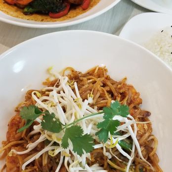 Asian Mint - Shrimp pad Thai, spicy Tom Yum Soup, and Shrimp Basil stir fry. - Asian Fusion Near Me - Dallas, Texas Asian Mint - Shrimp pad Thai, spicy Tom Yum Soup, and Shrimp Basil stir fry. - Asian Fusion Near Me - Dallas, Texas