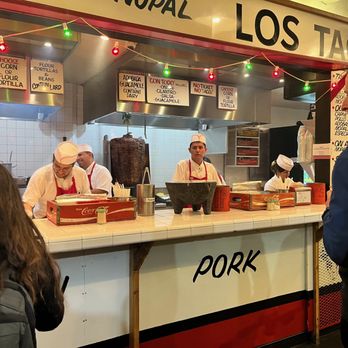 Los Tacos No.1 - Meat in back - Tacos Near Me - New York, New York Los Tacos No.1 - Meat in back - Tacos Near Me - New York, New York
