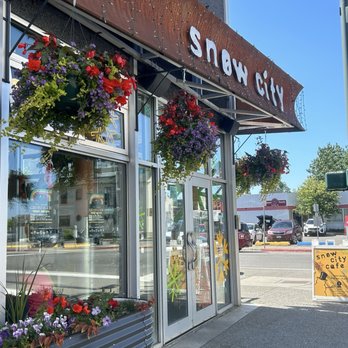 Snow City Cafe - Storefront - Breakfast & Brunch Near Me - Anchorage, Alaska
