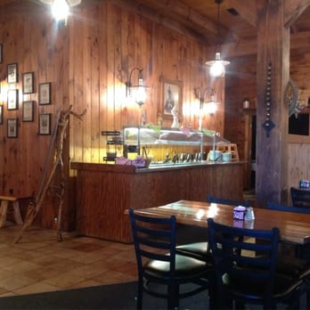 Hitch'n Post Restaurant - View of the salad bar....very nice! - American Near Me - Williamston, North Carolina