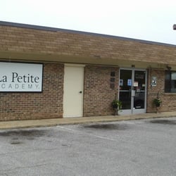 La Petite Academy on New Allen Road