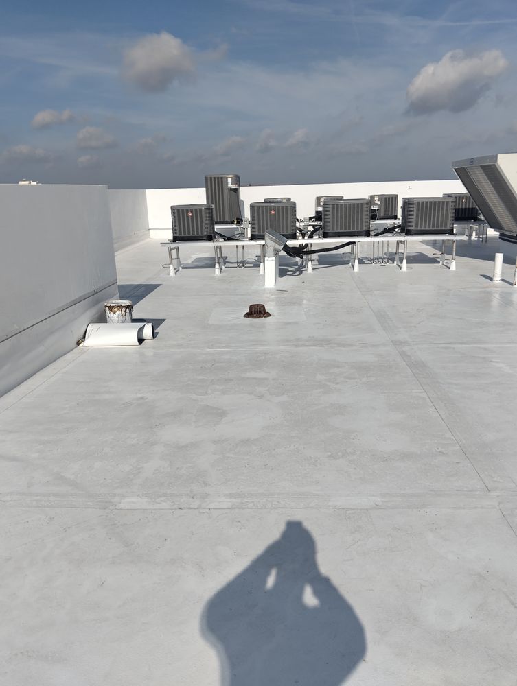 Slide of Luis Roofing Solution