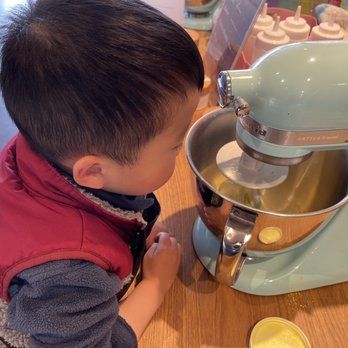 Slime Kitchen - Little buddy working the machine! - Kids Activities Near Me - San Francisco, California Slime Kitchen - Little buddy working the machine! - Kids Activities Near Me - San Francisco, California