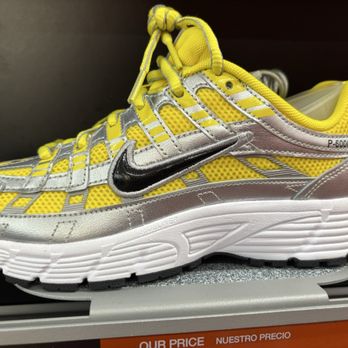 Nike Unite - Kids sneaker - Women's Clothing Near Me - Tempe, Arizona Nike Unite - Kids sneaker - Women's Clothing Near Me - Tempe, Arizona