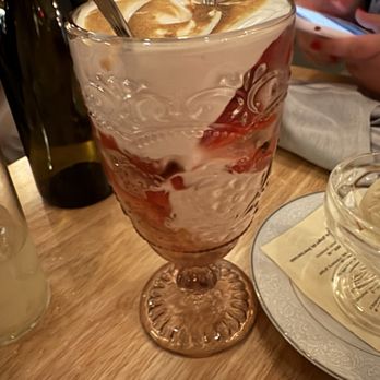 Chaval - Berry dessert special - Spanish Near Me - Portland, Maine