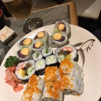 Sushi Inn - Sushi Bars Near Me - Toronto, Ontario
