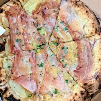 Jinny's Pizzeria - Alpine Pizza - Pizza Near Me - Newton, Massachusetts Jinny's Pizzeria - Alpine Pizza - Pizza Near Me - Newton, Massachusetts