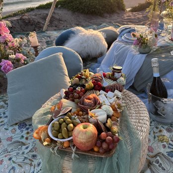 Luxury Picnics SF - Party Equipment Rentals Near Me