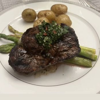 Chef Marcela's Kitchen - Fillet Mignon, asparagus, potatoes - Food Trucks Near Me - Houston, Texas Chef Marcela's Kitchen - Fillet Mignon, asparagus, potatoes - Food Trucks Near Me - Houston, Texas