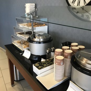 Admirals Club - Food - Airport Lounges Near Me - Phoenix, Arizona Admirals Club - Food - Airport Lounges Near Me - Phoenix, Arizona