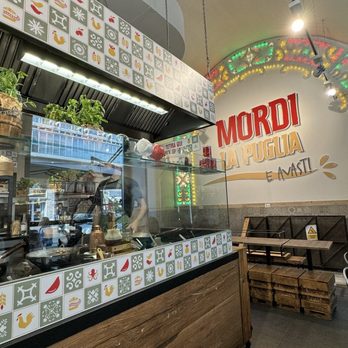 Mastro Ciccio - Pizza Near Me - Bari, BA Mastro Ciccio - Pizza Near Me - Bari, BA