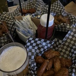 The Pint Public House - 4 flavours of wings~