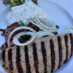 Bei Vassi - Jiamas Teller: Gyros, Bifteki, Zaziki