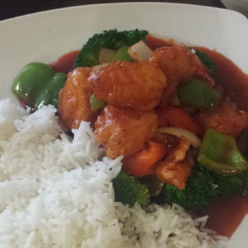 Golden House - Gluten Free General Tso's chicken!   I have been craving  Chinese food for so long!  Excellent experience!!! - Chinese Near Me - Tucson, Arizona