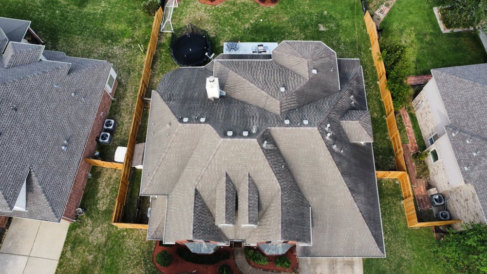 Slide of Norvell Roofing and Construction