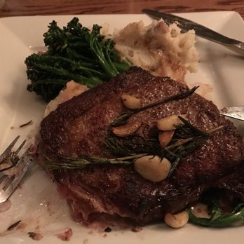 Cornerstone Pub & Kitchen - New American Near Me - Barre, Vermont