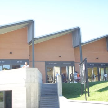 The Mall - Outlet Stores Near Me - Leccio, FI