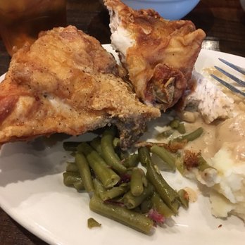 Stroud's - American Near Me - Overland Park, Kansas