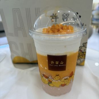 Hui Lau Shan - Mango & Coconut with Sago (D4) - Desserts Near Me - Elk Grove, California Hui Lau Shan - Mango & Coconut with Sago (D4) - Desserts Near Me - Elk Grove, California