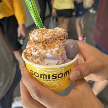 Somisomi - Strawberry ube swirl - Ice Cream & Frozen Yogurt Near Me - Katy, Texas Somisomi - Strawberry ube swirl - Ice Cream & Frozen Yogurt Near Me - Katy, Texas