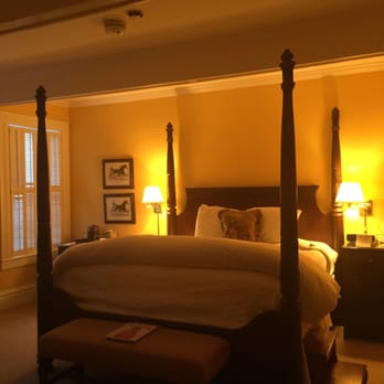 The Willcox Hotel - Single King bedroom - Hotels Near Me - Aiken, South Carolina The Willcox Hotel - Single King bedroom - Hotels Near Me - Aiken, South Carolina