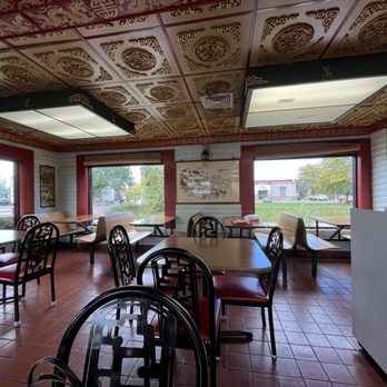 San Dong Express - inside - Chinese Near Me - Milwaukee, Wisconsin