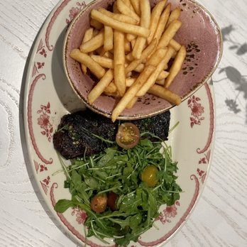Honeybelle - Grilled Skirt Steak & Frites... I asked for medium but looks like I got a hockey puck instead - Breakfast & Brunch Near Me - Palm Beach Gardens, Florida Honeybelle - Grilled Skirt Steak & Frites... I asked for medium but looks like I got a hockey puck instead - Breakfast & Brunch Near Me - Palm Beach Gardens, Florida