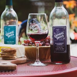 Grinder's Switch Winery - Enjoy our wine out on our amazing decks!