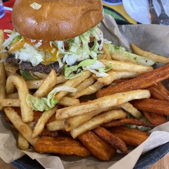 Oscar's Cafe - Mexican Near Me - Springdale, Utah