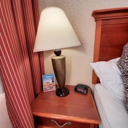 The Carlton Lodge Hotel - the lamp was broken and wobbled on it's stand
