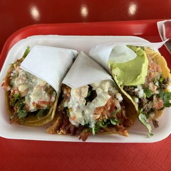 Tacos La Central - 2x adobada, 1x asada - no good - Tacos Near Me - Rialto, California Tacos La Central - 2x adobada, 1x asada - no good - Tacos Near Me - Rialto, California