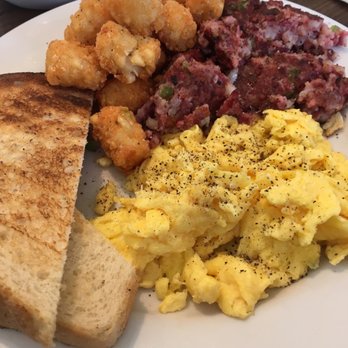 Brekkies - Corned beef hash - Breakfast & Brunch Near Me - Solvang, California