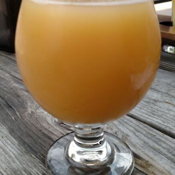 Masthead Brewing - Mango Rotunda, NEIPA. - Breweries Near Me - Cleveland, Ohio Masthead Brewing - Mango Rotunda, NEIPA. - Breweries Near Me - Cleveland, Ohio