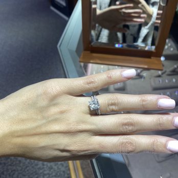 Rogers Jewelry - I'll actually be wearing the band on my right hand but I like that I have the option to switch if I want to. - Jewelry Near Me - Elk Grove, California Rogers Jewelry - I'll actually be wearing the band on my right hand but I like that I have the option to switch if I want to. - Jewelry Near Me - Elk Grove, California