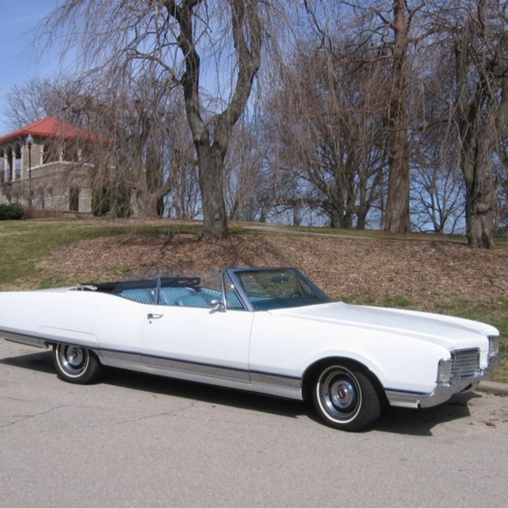 Alms Park - My 68 Olds at Alms Park - Parks Near Me - Cincinnati, Ohio Alms Park - My 68 Olds at Alms Park - Parks Near Me - Cincinnati, Ohio