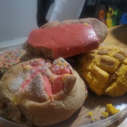 El Pastel Bakery - We got a lot of everything.
