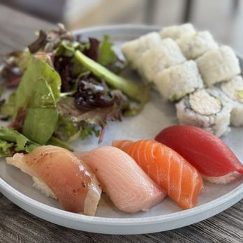 Tomo Sushi & Ramen - Lunch Sushi and Roll Combo - Japanese Near Me - Torrance, California Tomo Sushi & Ramen - Lunch Sushi and Roll Combo - Japanese Near Me - Torrance, California