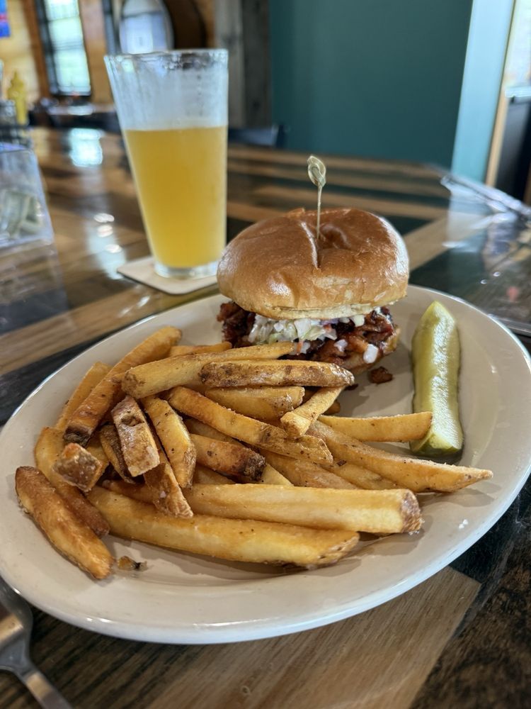 Hancock Pour House