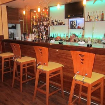 Boss Bar - Cocktail Bars Near Me - Málaga, Massachusetts Boss Bar - Cocktail Bars Near Me - Málaga, Massachusetts