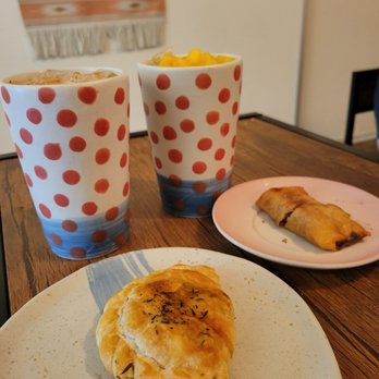 DUA DC Coffee - Coffee & Tea Near Me - Washington, DC, District of Columbia