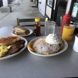 Awesome brunch! Awesome brunch!