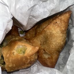 paneer samosa paneer samosa