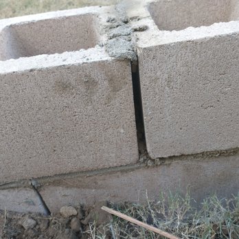 Green Season Landscaping - Sloppy application of mortar, seams a too wide - Landscaping Near Me Green Season Landscaping - Sloppy application of mortar, seams a too wide - Landscaping Near Me