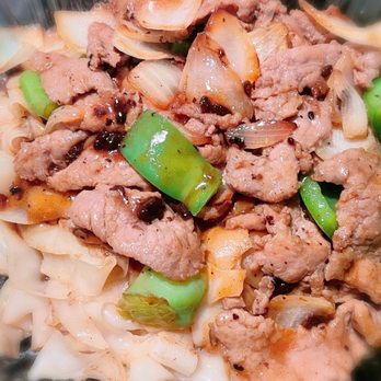 D & A Cafe - Black Bean Sauce Beef Chow Fun - Cantonese Near Me - San Francisco, California D & A Cafe - Black Bean Sauce Beef Chow Fun - Cantonese Near Me - San Francisco, California