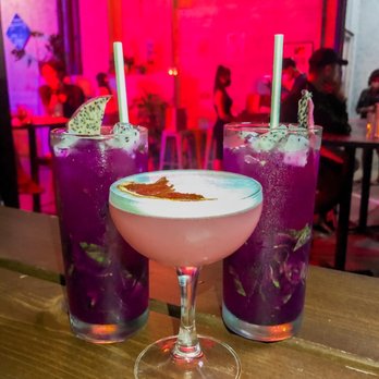 Dzo Viet Eatery - Lantern dragon and red lotus - Vietnamese Near Me - Toronto, Ontario