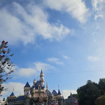 Disneyland Resort Area - Disneyland Resort Area - Resorts Near Me - Anaheim, California
