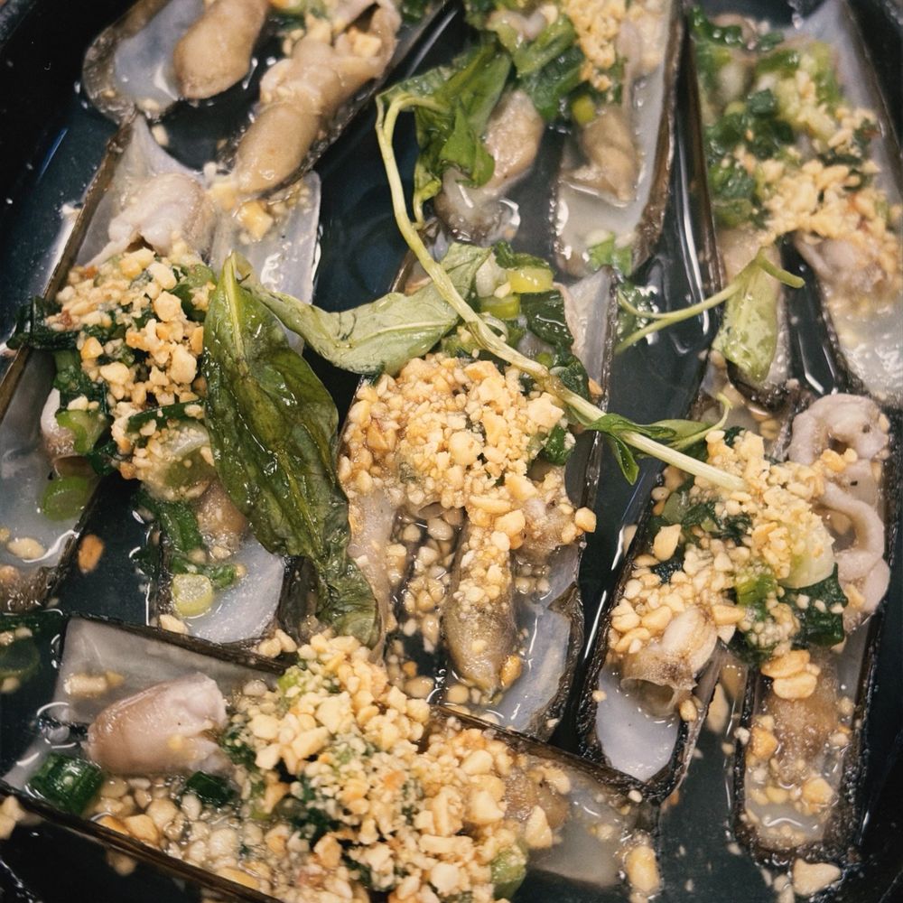 Bun & Oc Everett - Grilled razor clams with green onion - Vietnamese Near Me - Everett, Washington