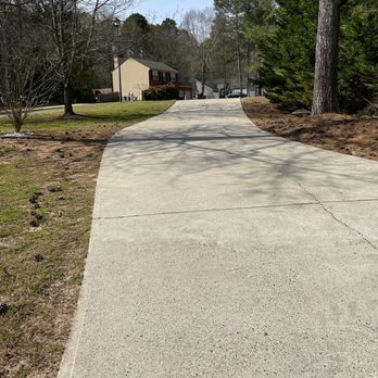 DW Power Washing - Sparkling clean driveway - Pressure Washers Near Me DW Power Washing - Sparkling clean driveway - Pressure Washers Near Me