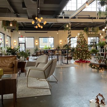 Parlor Public House - Coffee & Tea Near Me - Indianapolis, Indiana