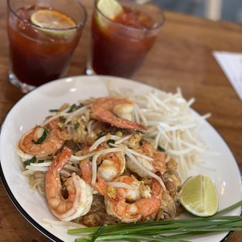 Plern Thai Cafe - Pad Thai - Thai Near Me - Lake Forest, California Plern Thai Cafe - Pad Thai - Thai Near Me - Lake Forest, California